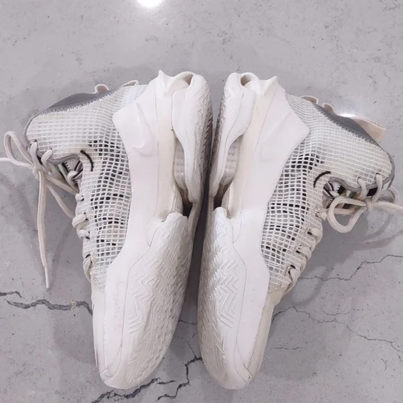 Men's Nike Air Zoom GT Jump "White Summit" Size 9 Medium - Picture 2 of 16